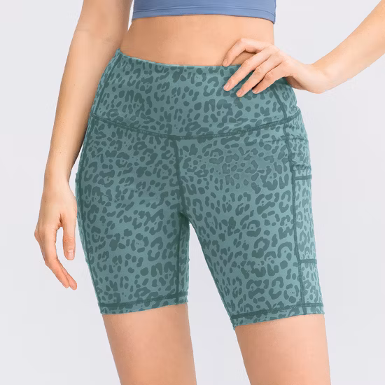 Diseños originales Ropa deportiva Yoga Fitness Gimnasio Conjunto Transpirable Prueba de sentadillas Leggings de desgaste de yoga